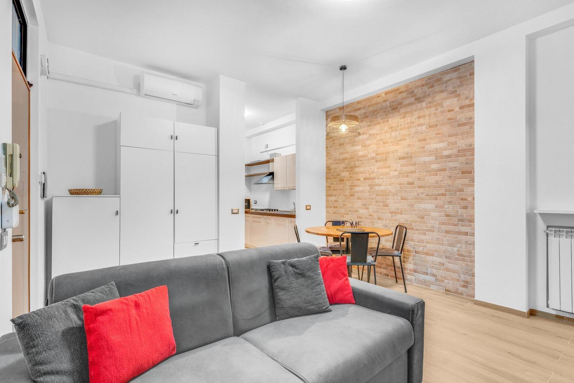 Ris161 -Modern Apartment Equipped With All Comfort- Sesto San Giovanni Luaran gambar